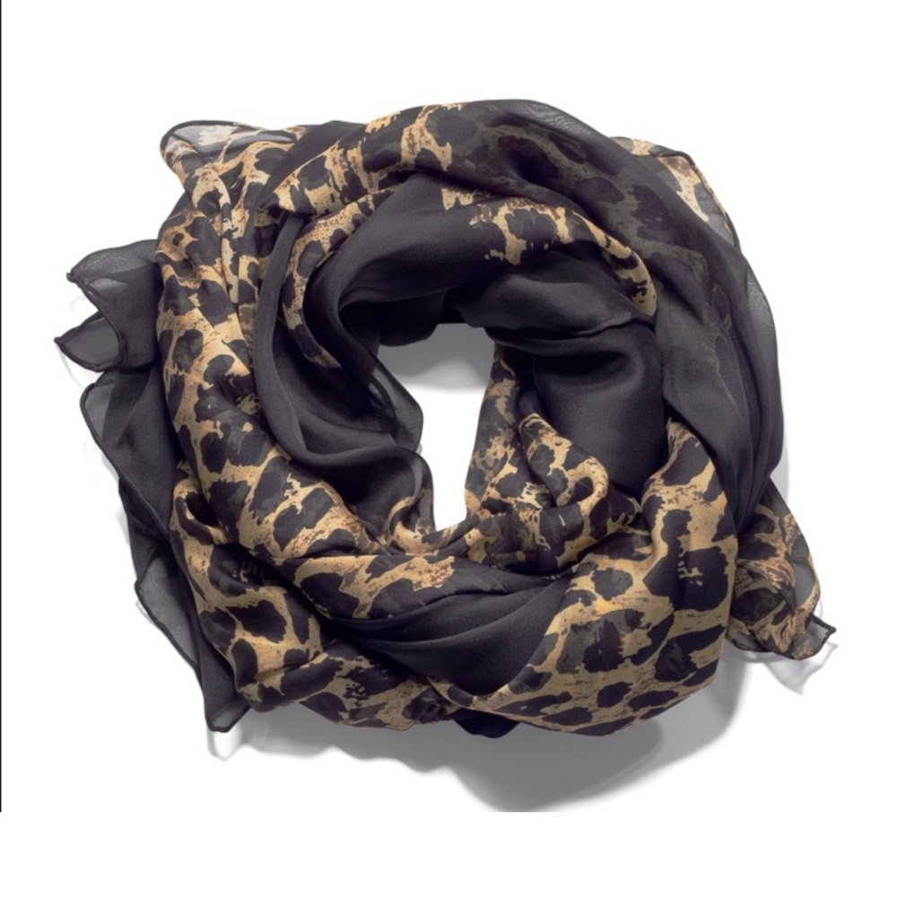 Henri Bendel scarf